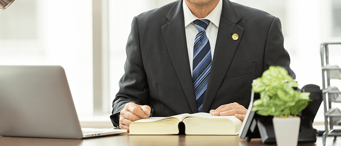 交通事故問題を相談するなら…やはり弁護士である理由